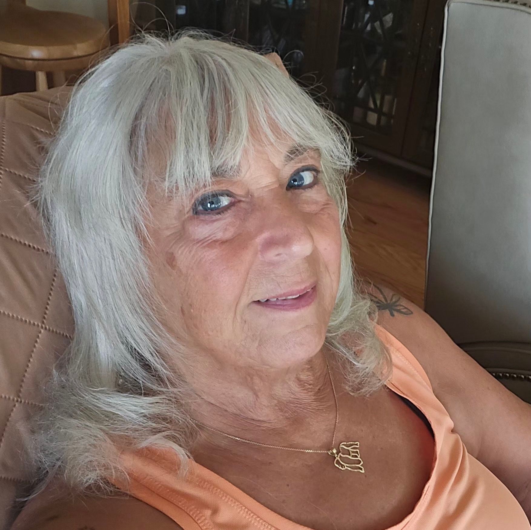Marcelle Zanetti is currently... - Marcelle Zanetti | Facebook