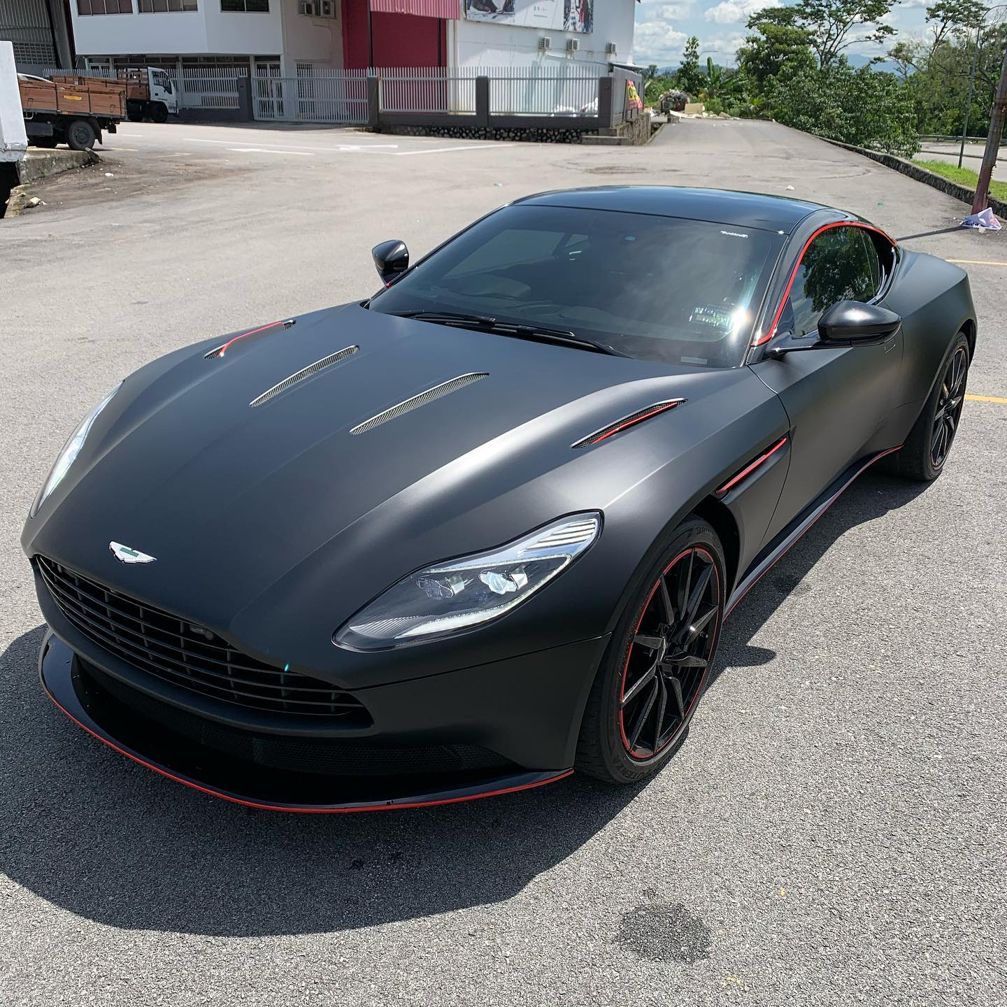 Aston Martin DB11 Full Wrap... - Dreams Factory Automotive
