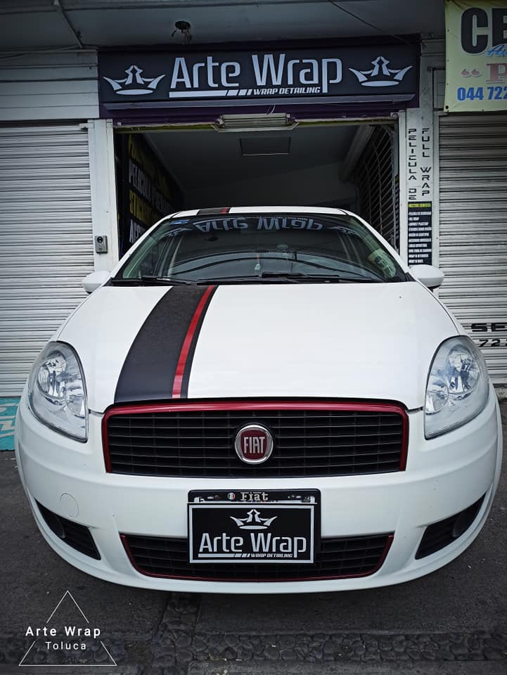 Un buen toque🤩🧤🚗 +franjas laterales... - Arte Wrap Toluca