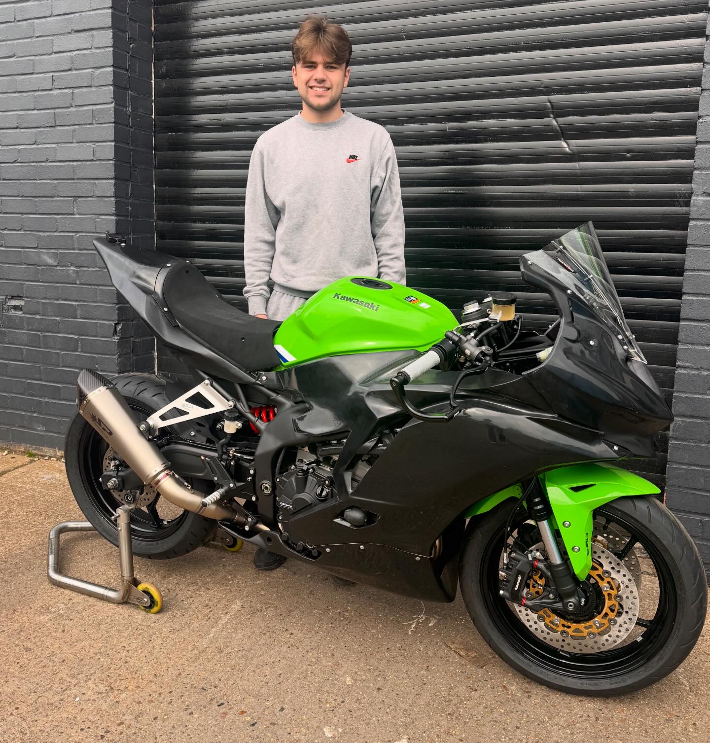 Henry's new ZX-4RR ready to go! 💥 Built for his move into BSB