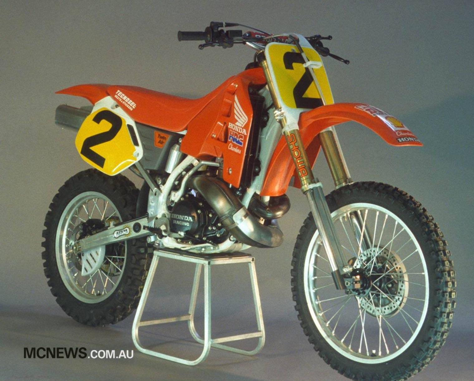 Jeff Leisk's factory HRC 500 Honda 1990 (Photo Courtesy MCNEWS)