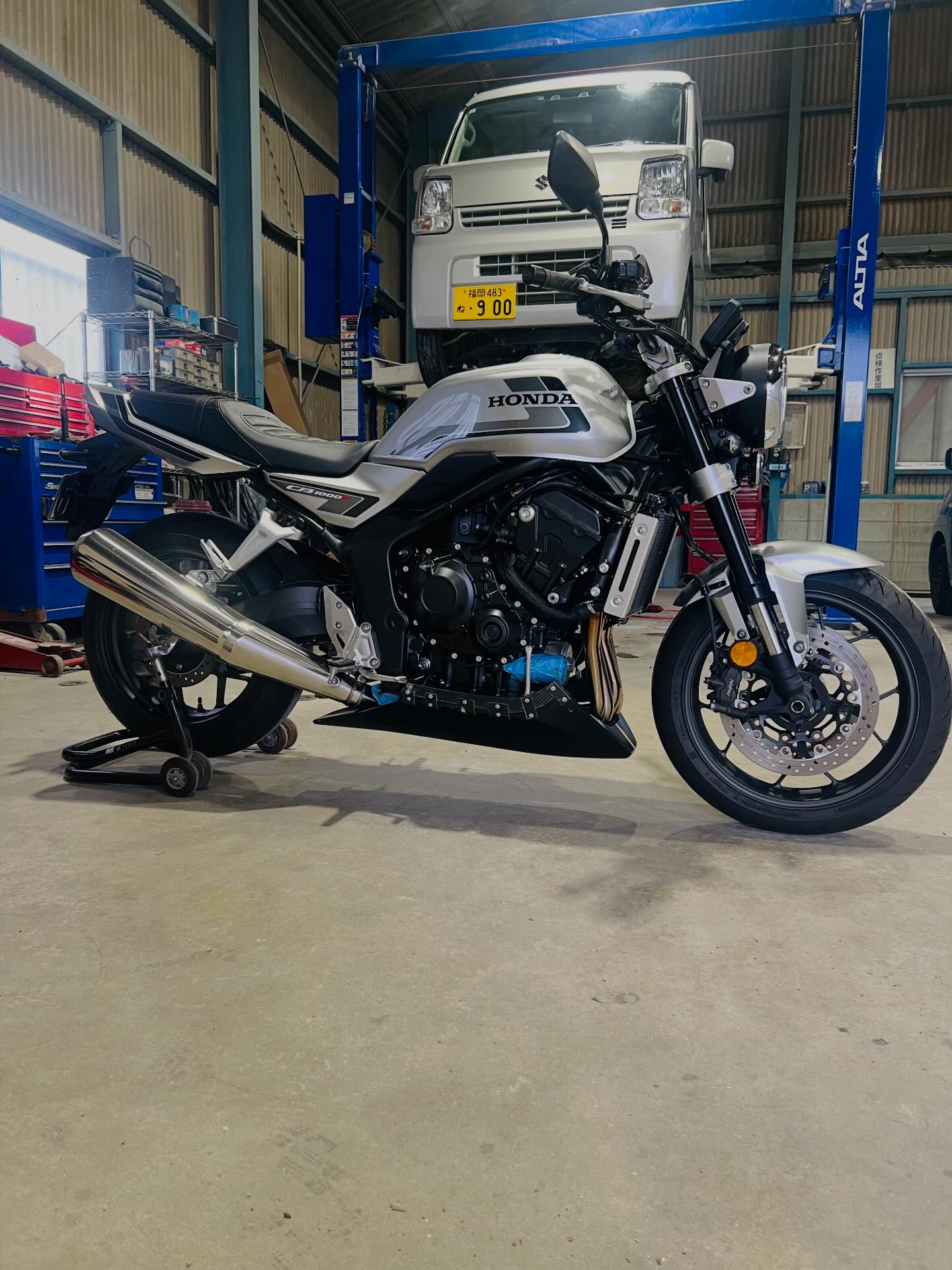 2025〜 CB1000F MKアンダーカウル製作中 先ずは純正エキパイから苦戦