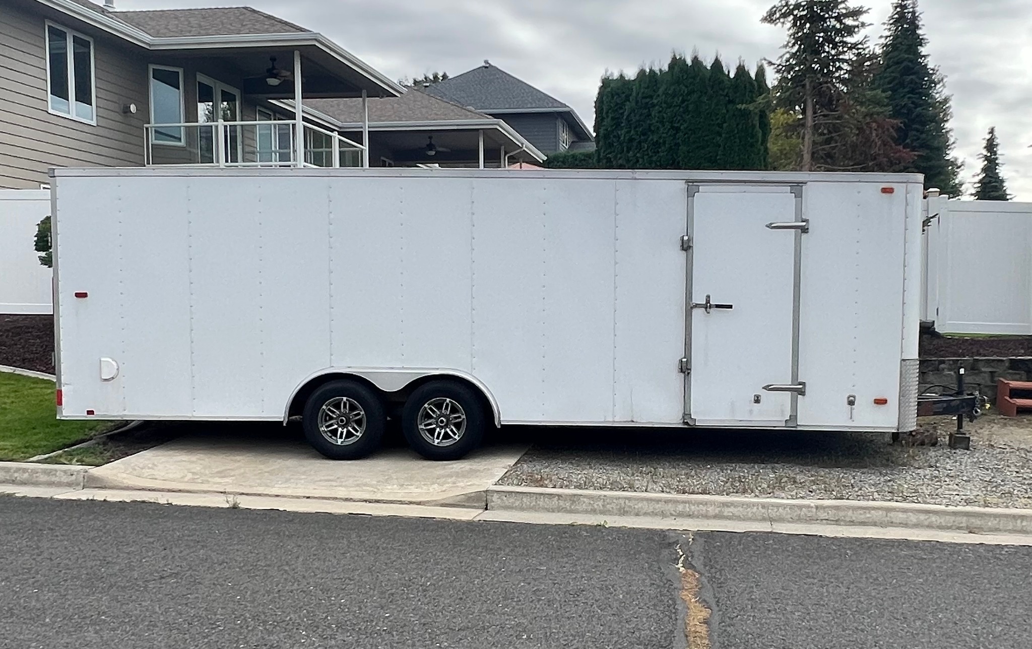 24 Foot Racing Cargo Trailer Dual Axle - Trailers - Seattle, Washington ...
