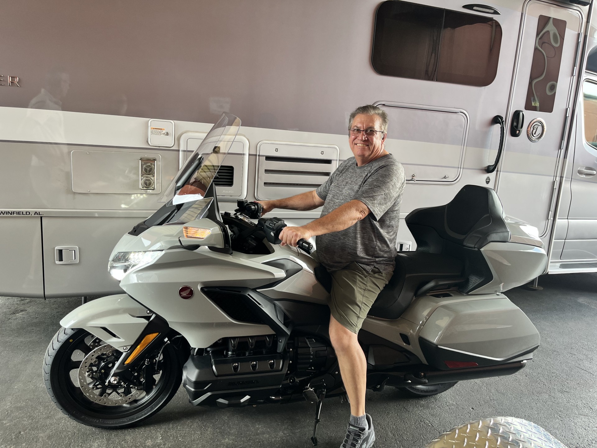 Honda Goldwing Tour DCT review from a BMW GS owner