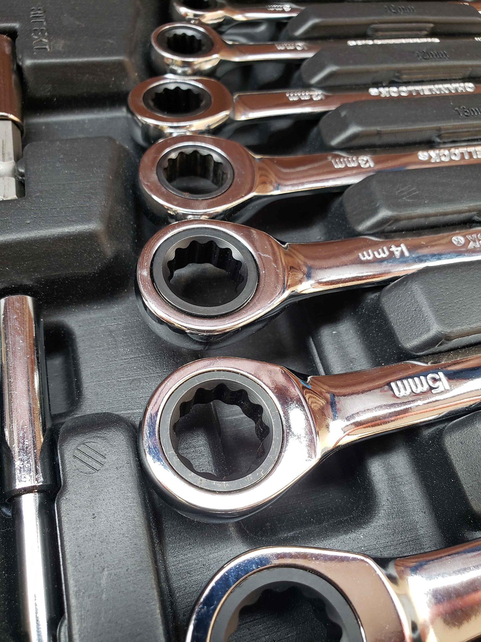Juego de cubos y rach nuevo 3,300 lps (CHANNELLOCK) - Hand Tools ...