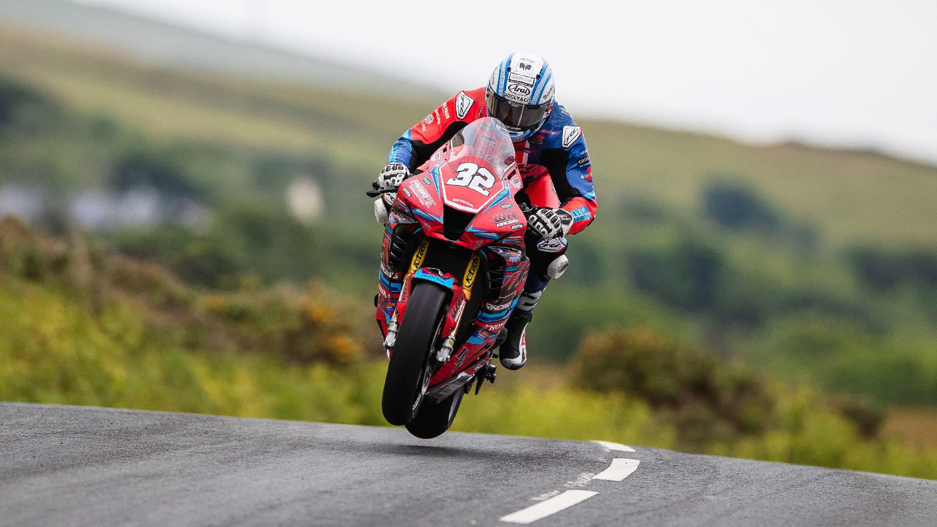 WH Racing Team - First night of practice done here in the... | Facebook