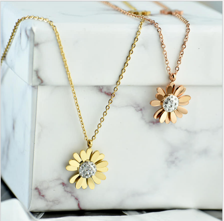 🗣️เปิดพรีออเดอร์ 🗣️ 📍รอรับสินค้า... - Girls Accessory For U | Facebook