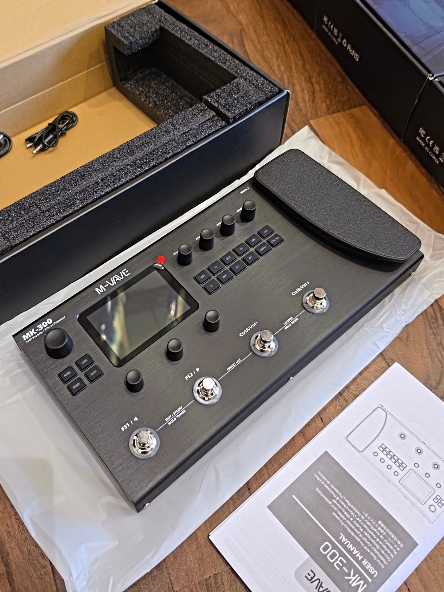M-Vave MK-300 Black New Version 2026 Guitar And Bass Multi-Effects