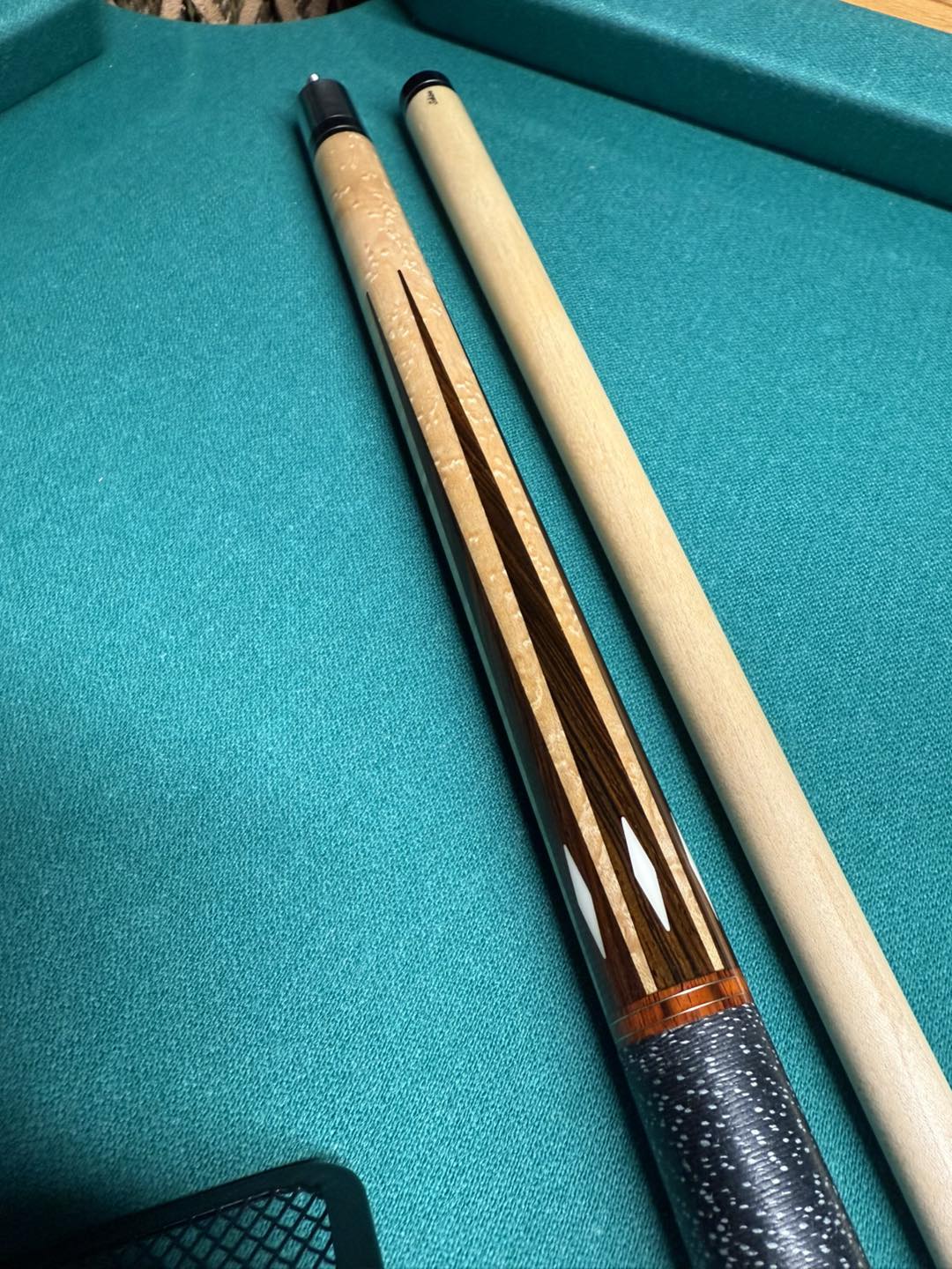 Vintage Schon SL7/(Later R12) Cue for sale with micarta ferrule