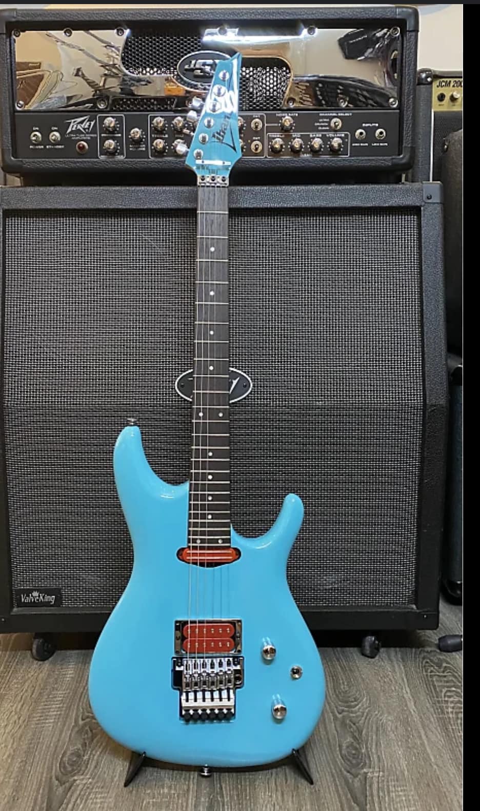 Ibanez JS1000-BP Joe Satriani Signature – Black Pearl This isn't