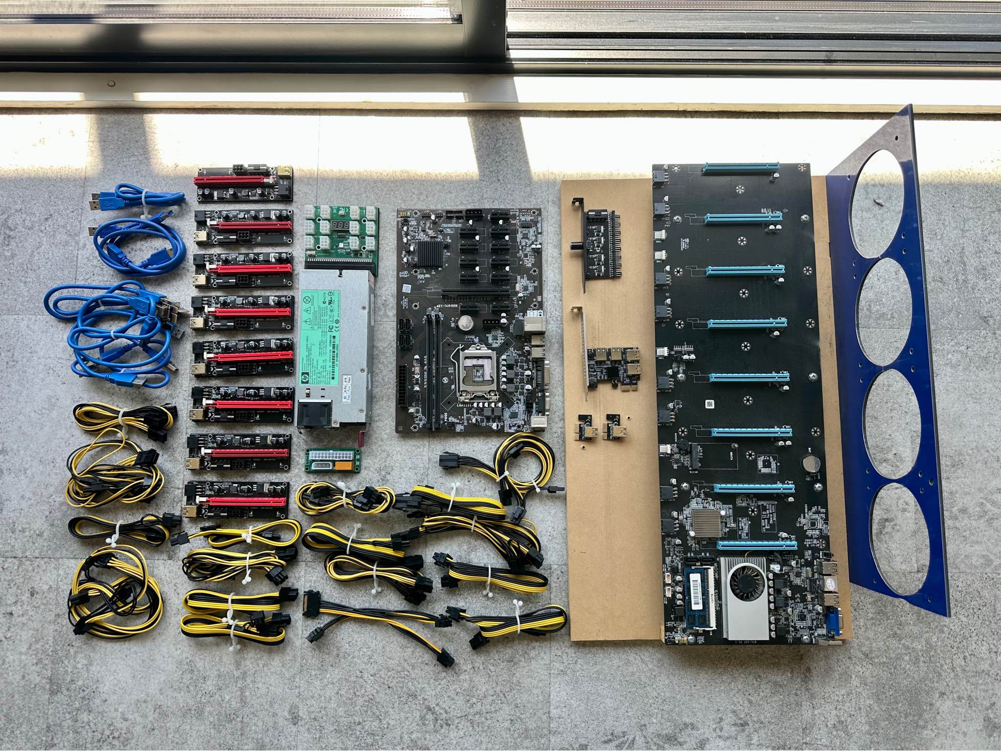 Mining Rig Setup | PCI-E GPU Risers, Large Mining MB, ATX MB, USB 3 ...