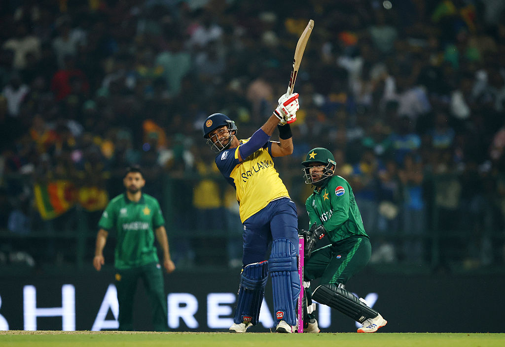 cricbuzz - A blinder from Sri Lanka skipper Dasun Shanaka!! His 31-ball ...