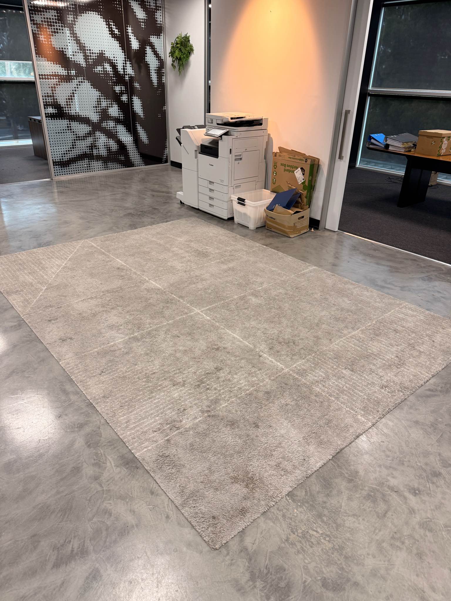 Large grey rug COLLECT TODAY - Area Rugs - Melbourne, Victoria ...