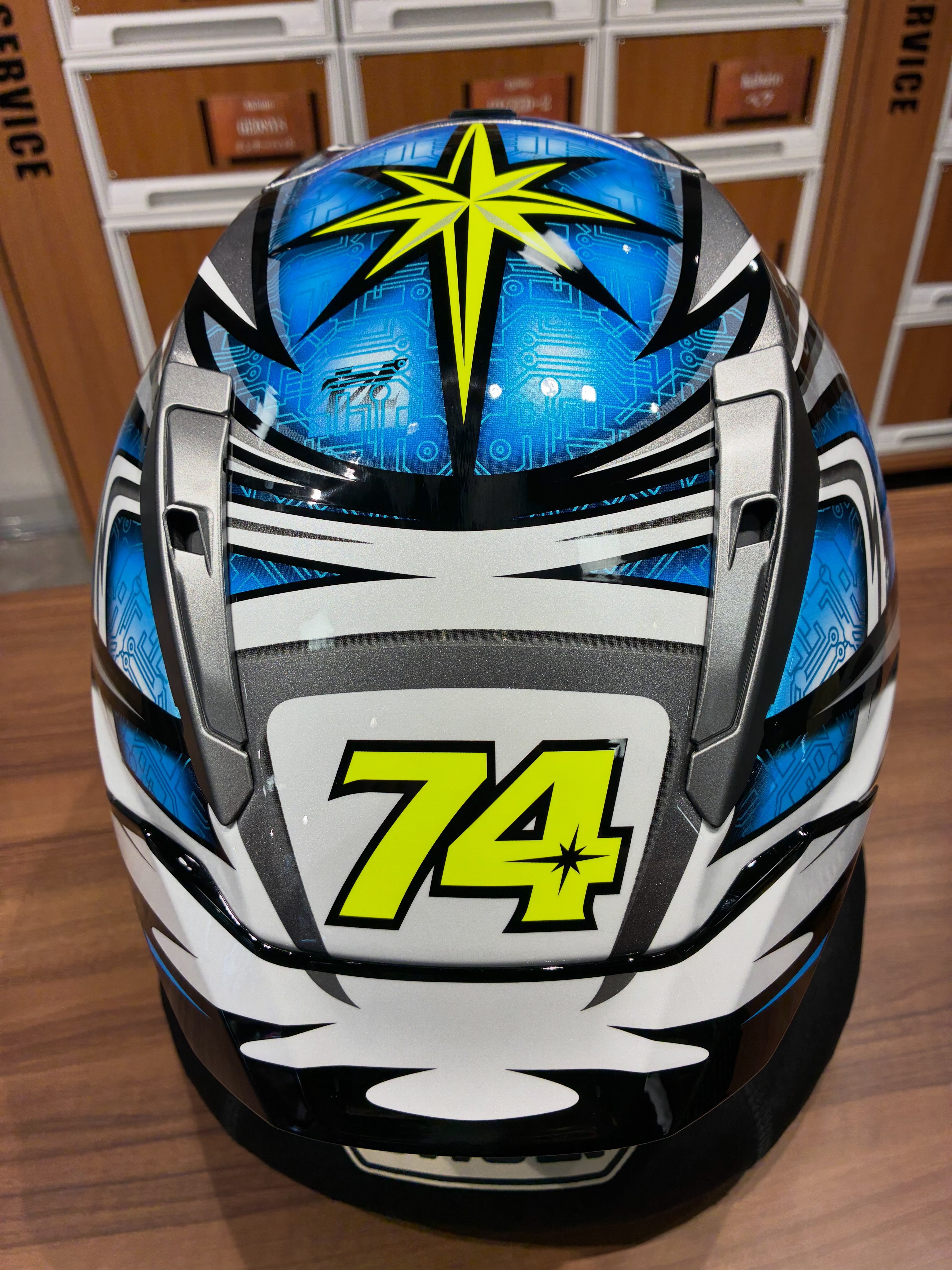 XｰFIFTEEN DAIJIRO TCｰ10 silver/Blue 入荷してます✨ 加藤大治郎選手