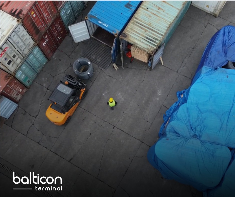 Bal... - Balticon - kontenery, transport i kompleksowa obsługa