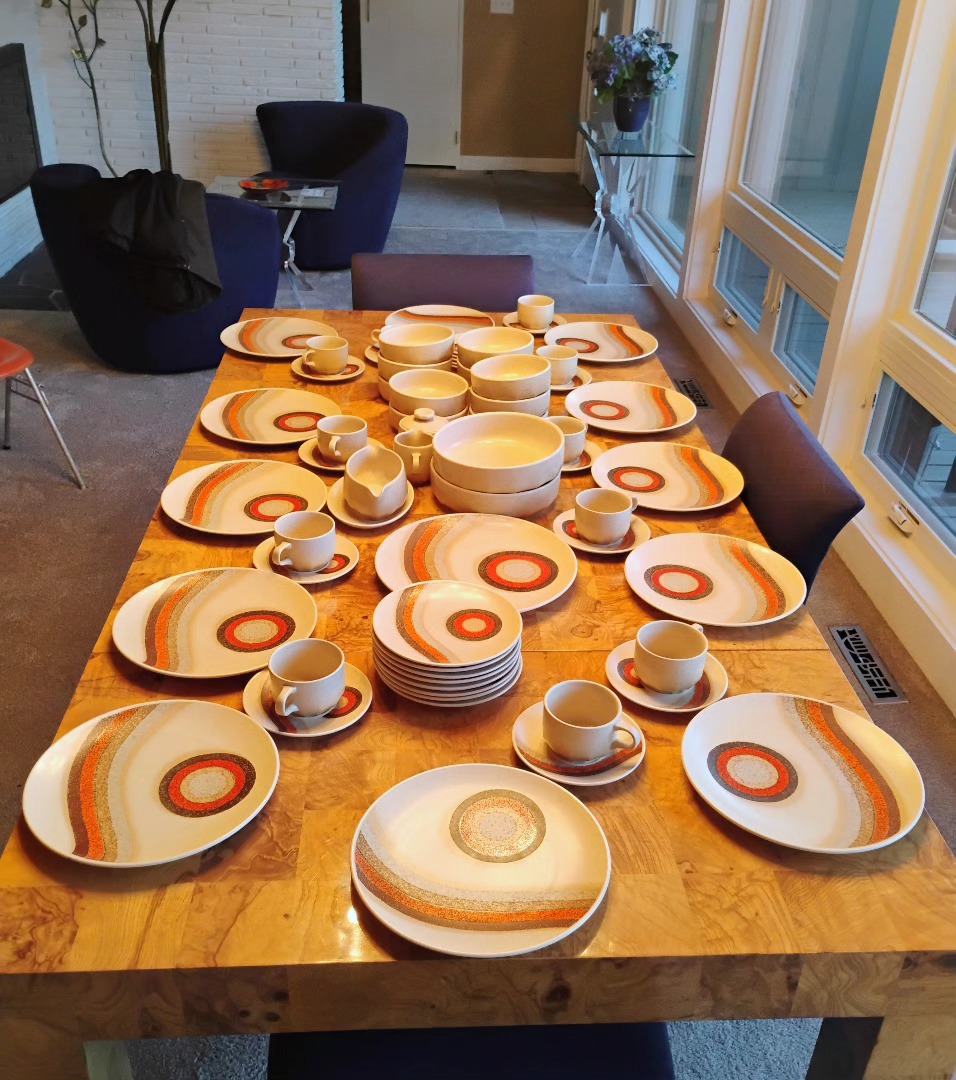 65 Piece Mikasa Indian Feast Rising Sun Dinnerware Set 995.00