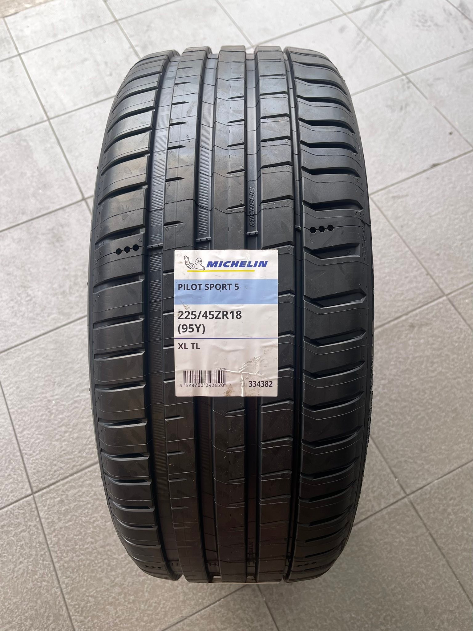 225/45/18 MICHELIN PILOT SPORT 5 | PS5 YEAR 2025 . . 1pcs Rm560