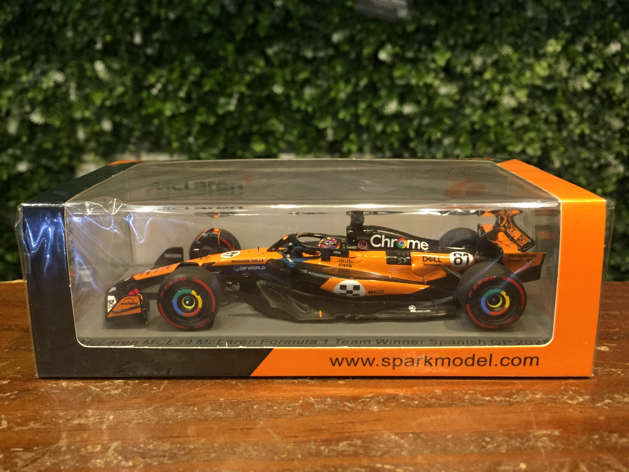 Spark 新到貨New Arrivals! 1/43 McLaren MCL39 Oscar Piastri 2nd