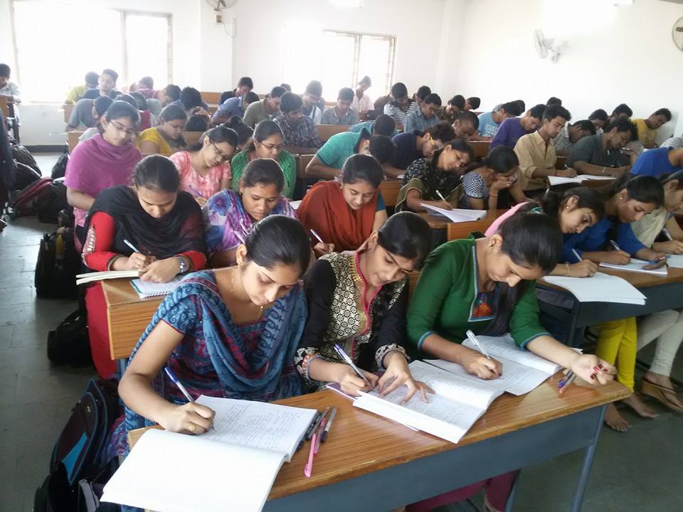 Law & Auditing... - Law & Auditing Classes - CA Rohit Grover