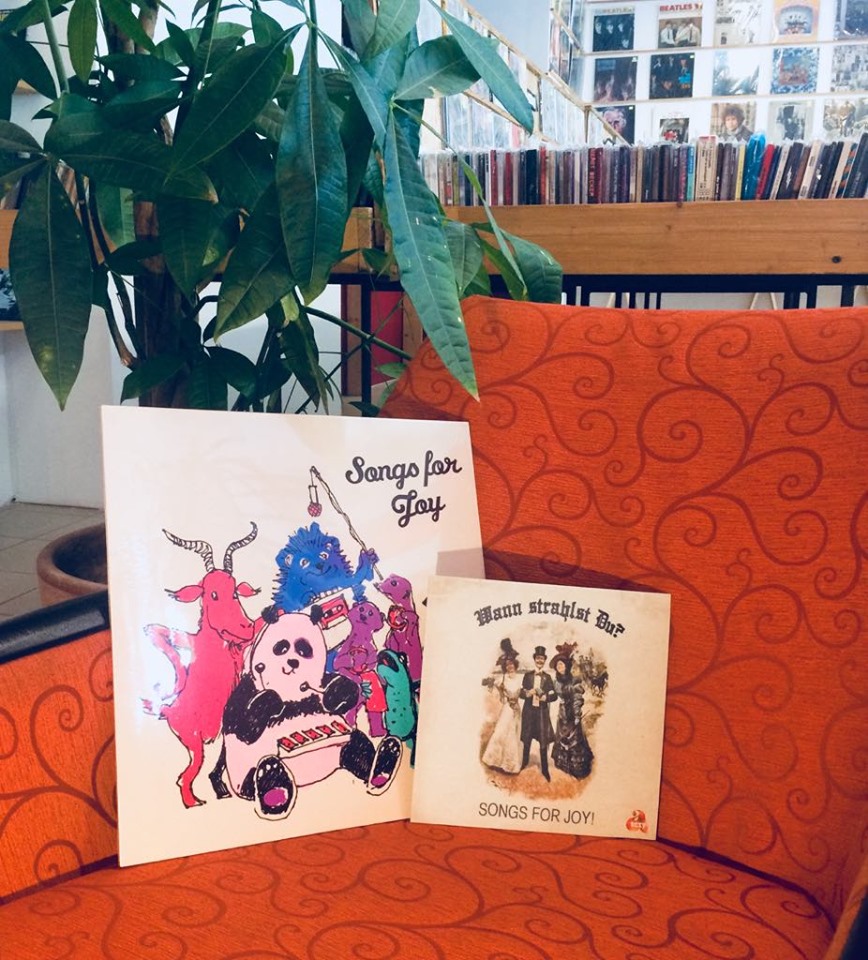 Gestern Bei Das Paradies In Der Nato Als Whispers Records