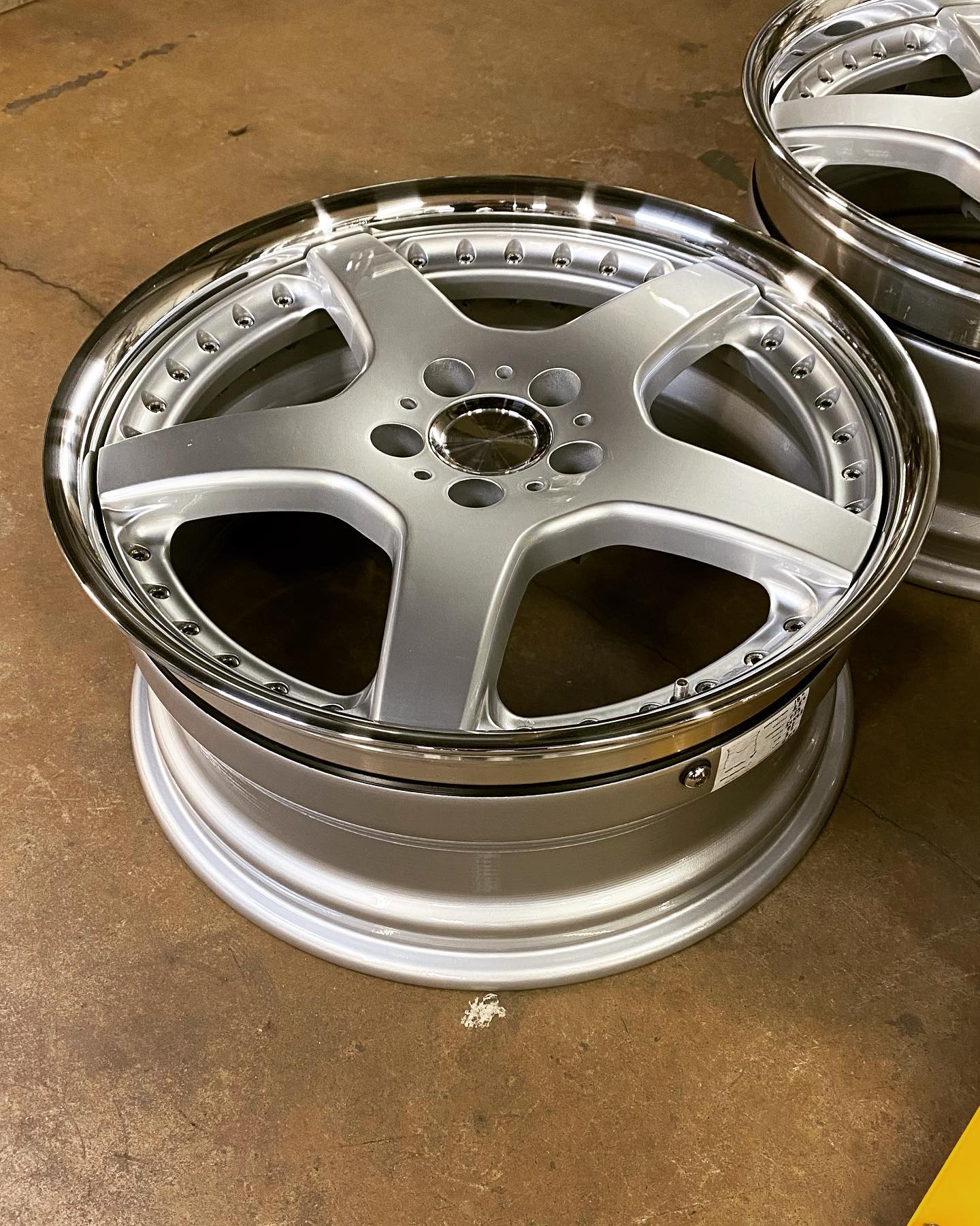 Wald Streifen came in to be refreshed. We also made new aluminum 