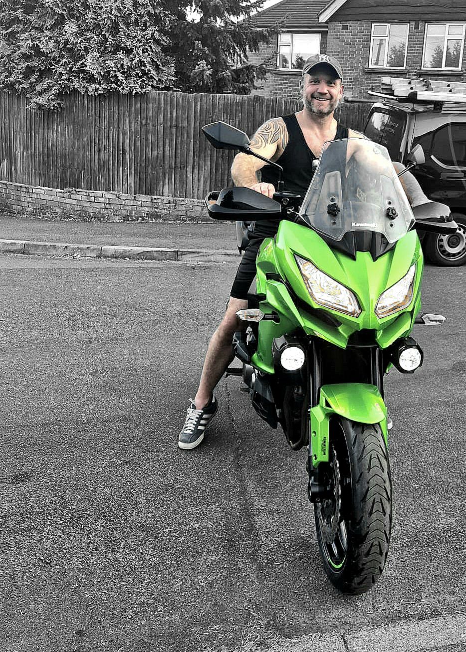 How to modify a 2016 Kawasaki Versys 1000 so both headlights come