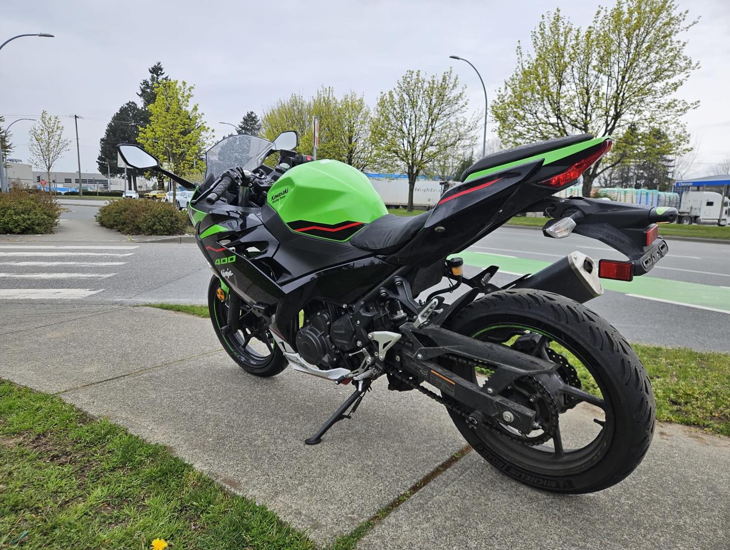 2021 Kawasaki Ninja 400. Super nice bike at a great price!! These