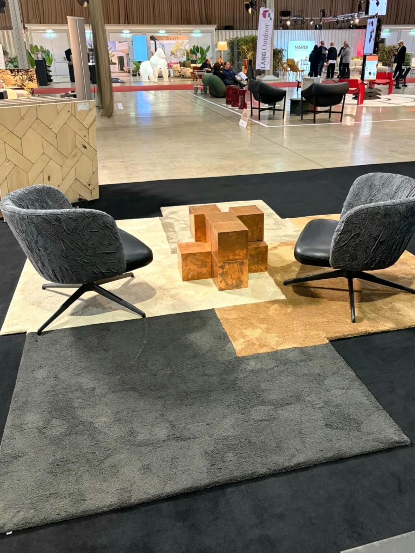 Wir sind aktuell auf der Möbelmesse H.O.M.E. DEPOT in Wien vertreten