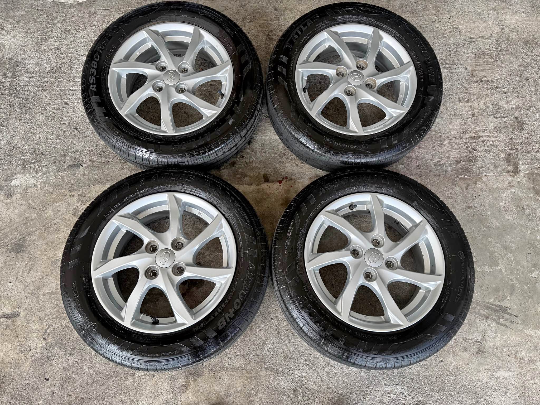 Rim original axia bezza 14 inch like new tayar 80% tahun 2024 - Car ...