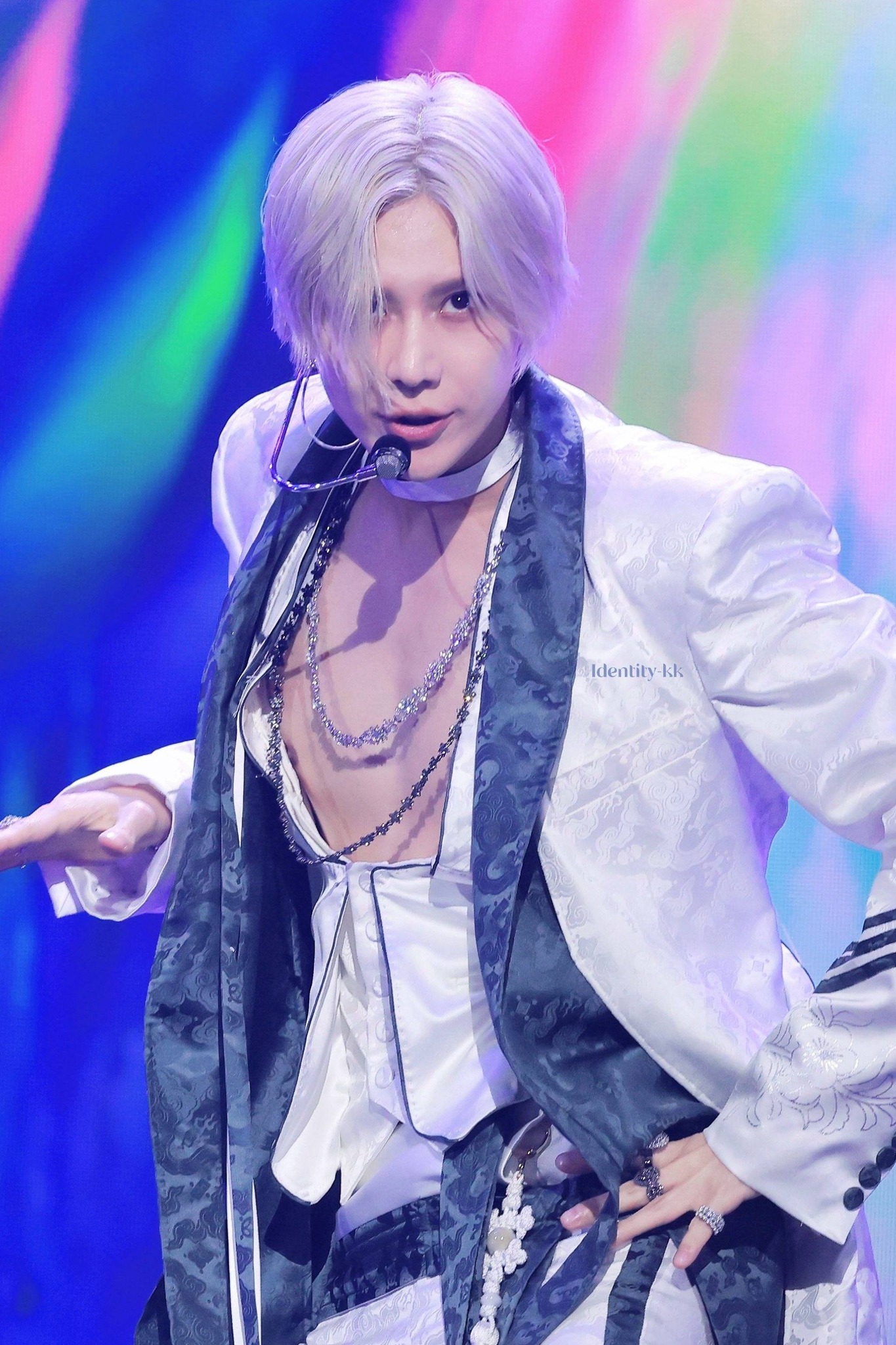 SHINee TAEMIN  テミン  フーディ クラッチバッグ 260617 - K-EXPO Inkigayo in Paris Permission 🫧🍧💕 #태민 #TAEMIN