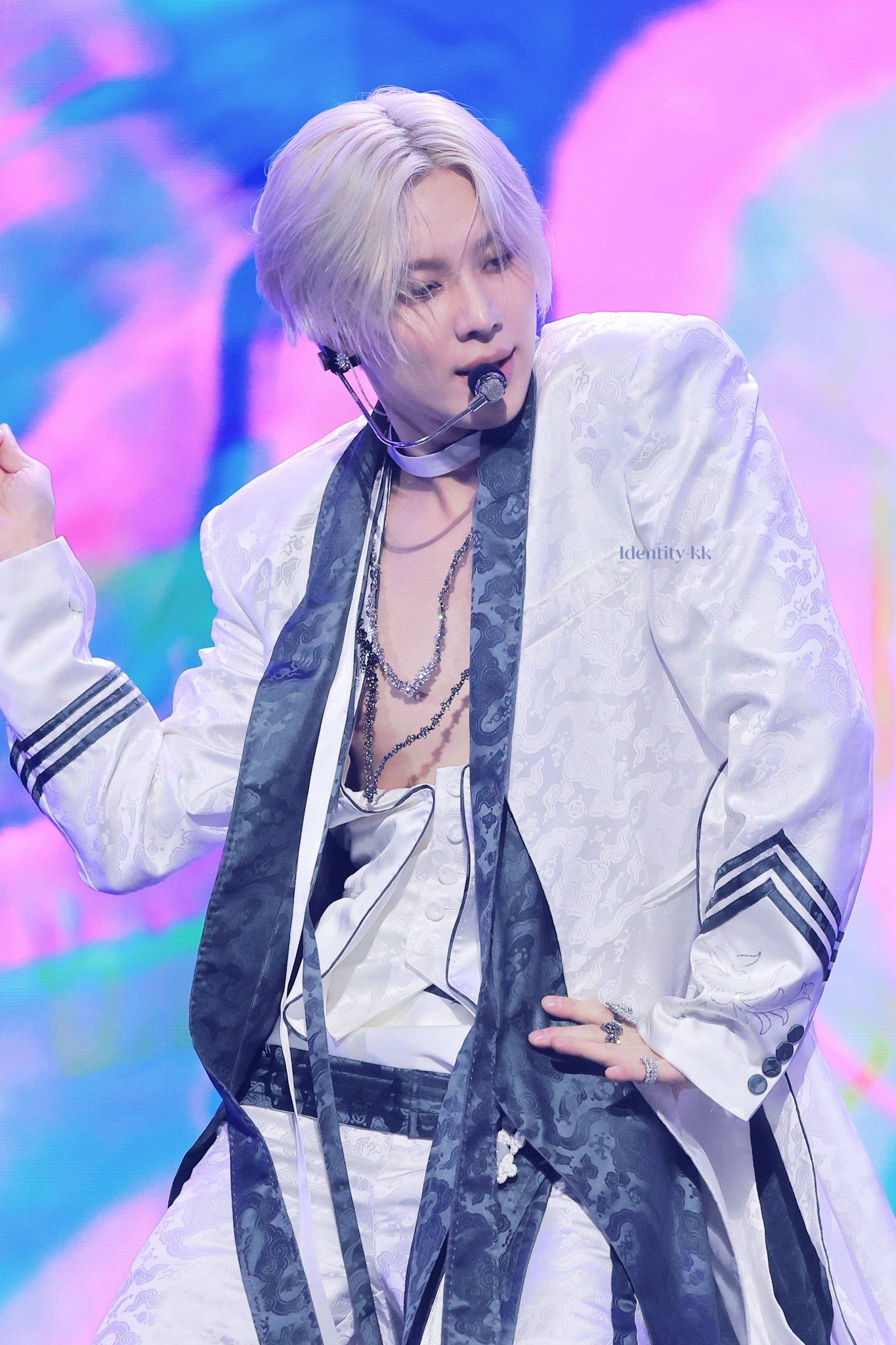 SHINee - SHINee added a new photo.