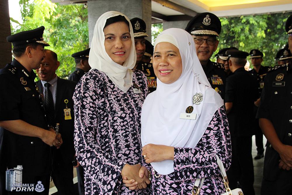 Polis Diraja Malaysia ( Royal Malaysia Police ) - Sekitar Majlis Serah ...
