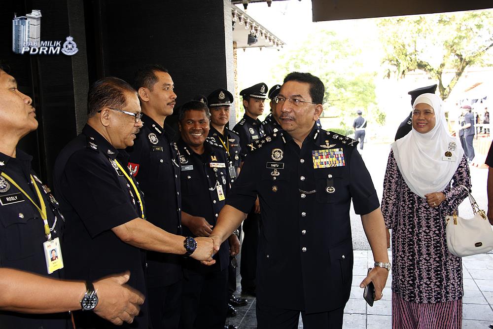 SELAMAT BERSARA DATO' SRI MUHAMMAD SABTU - Polis Diraja 