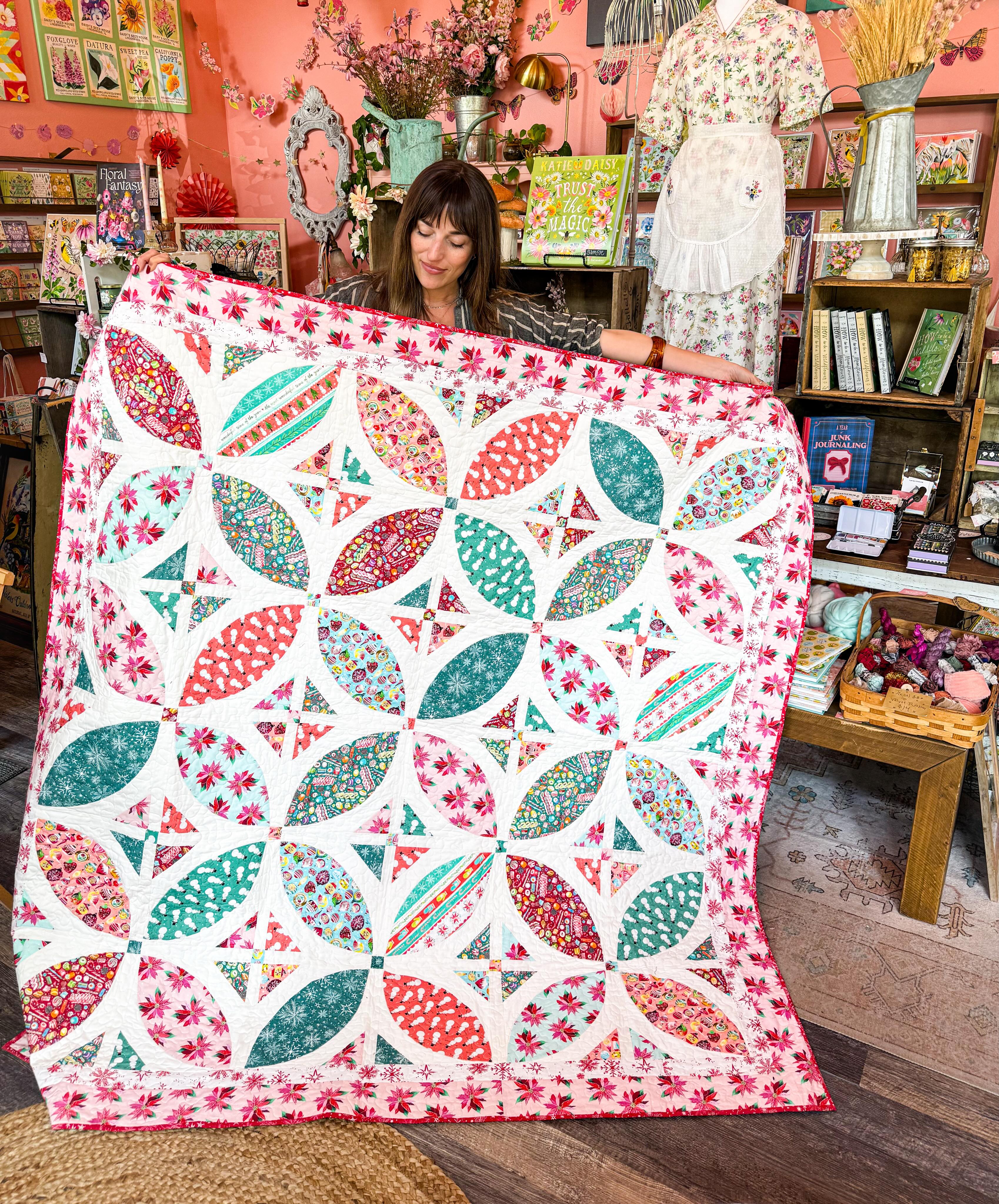 O.M.G…! how gorgeous is this quilt?! Karen Smith @moonoverthemtns 