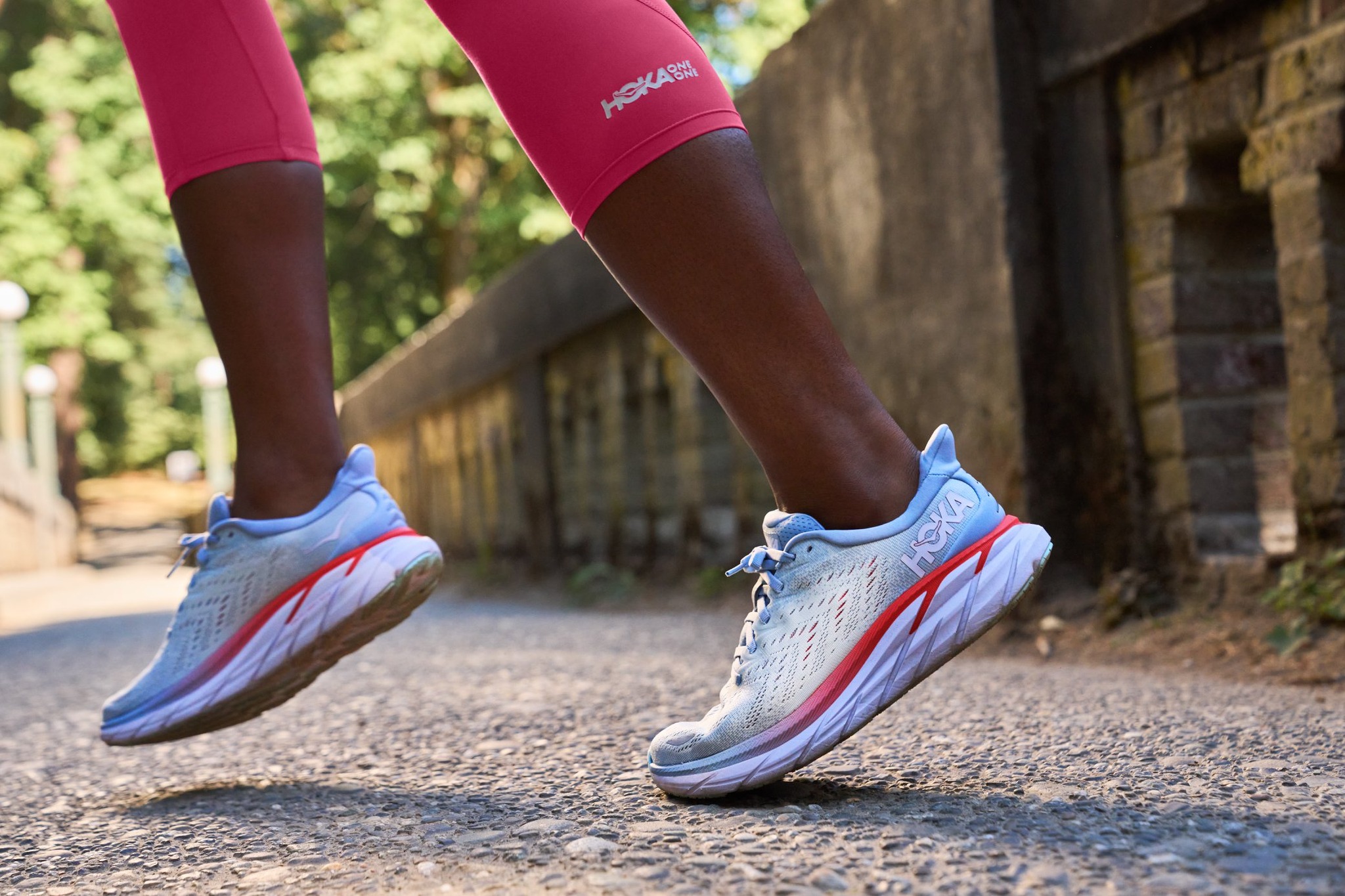 HOKA ONE ONE