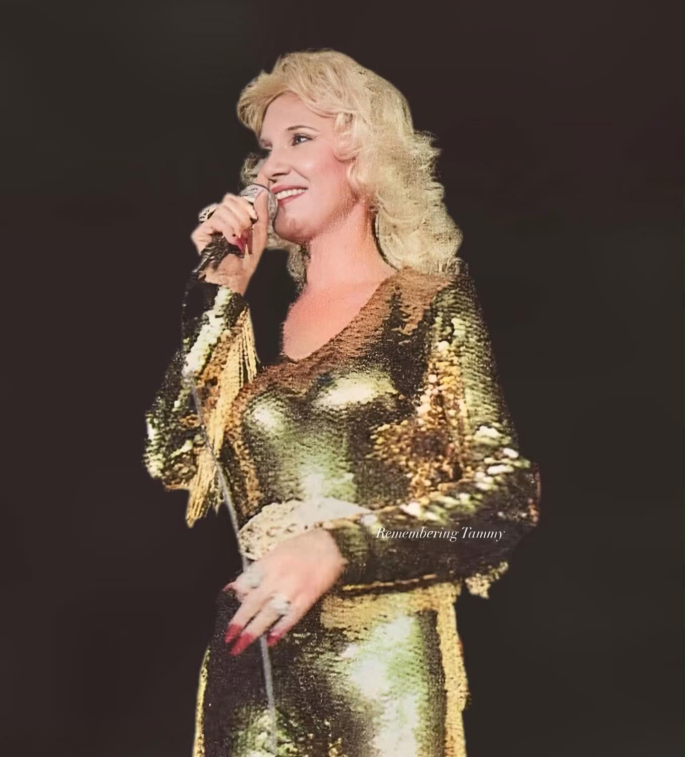 tammy gold dress Solid Gold🌟 All markets in