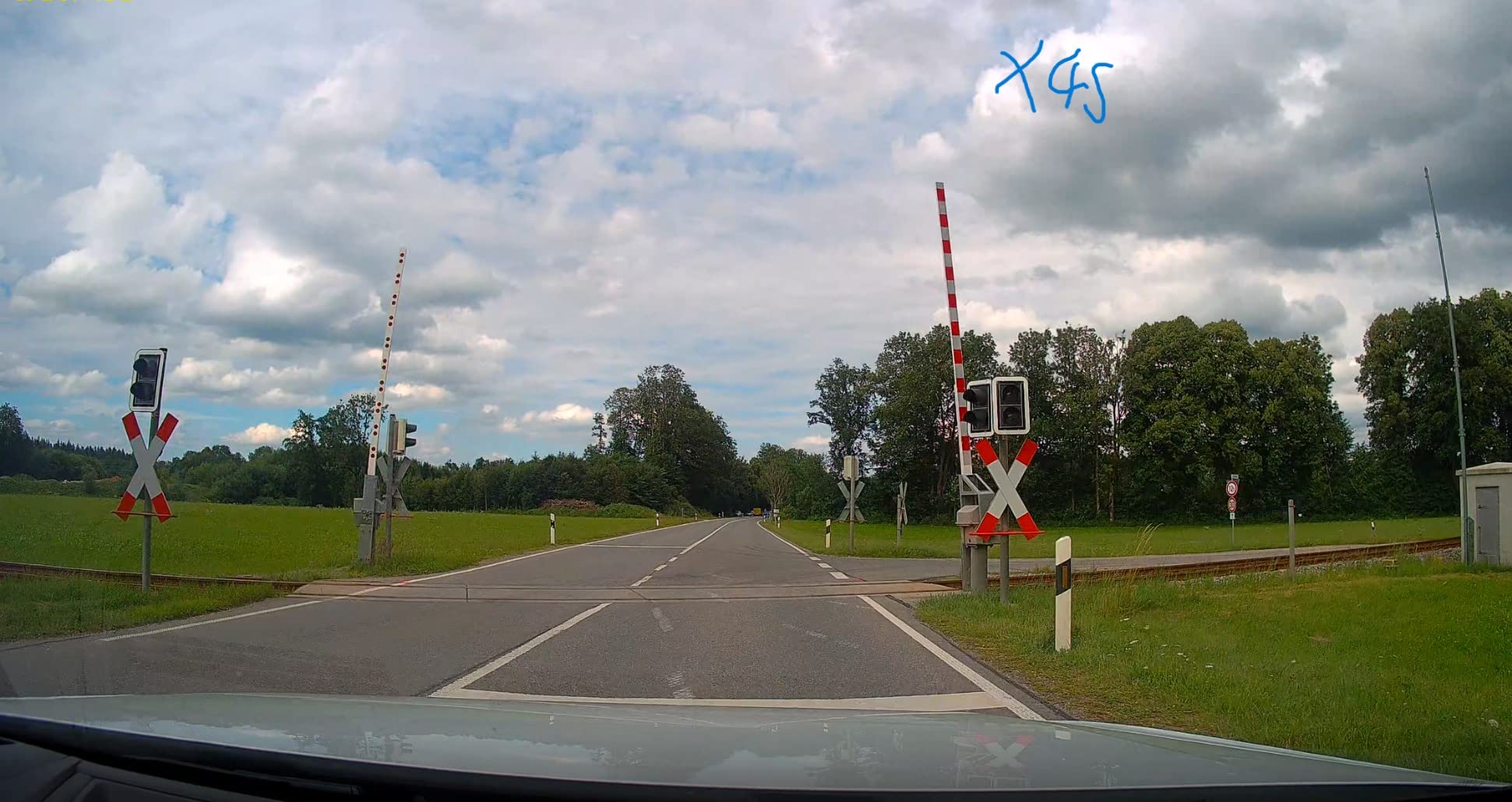 Vantrue N4 VS Vantrue X4S 4K dashcam. ? Both are performing great 