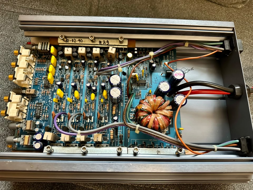 Hifonics Gemini VII Made by ZED Audio.