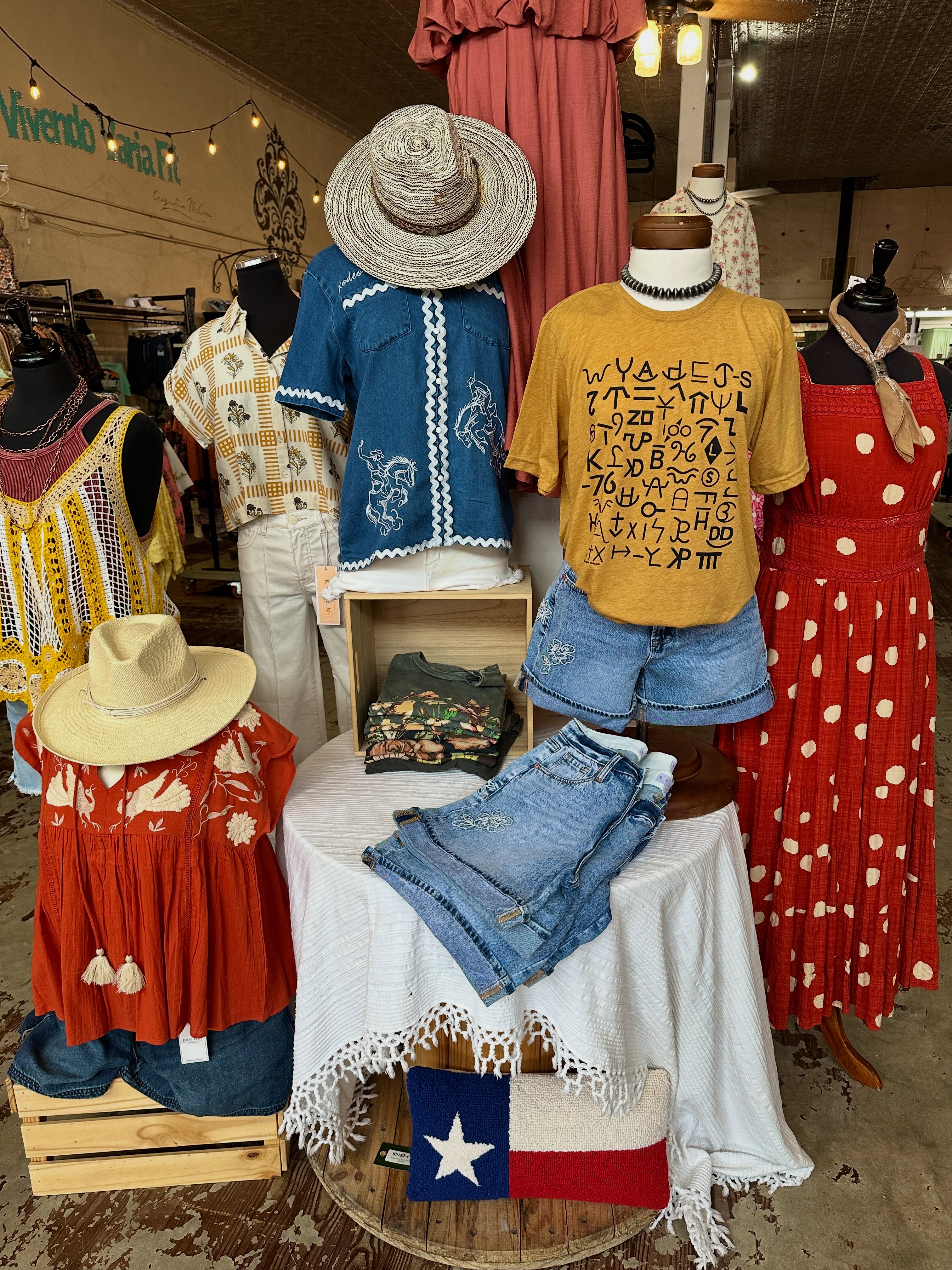 flower様 Main Street Co-op in Florence updates store with new boho looks