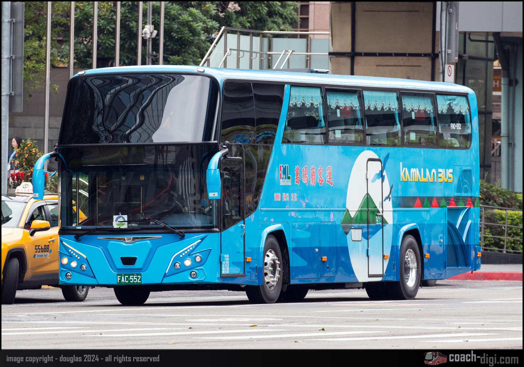 台灣巴士文化討論群 | 葛瑪蘭首度購置一共 5 輛 MAN 客車，這批 MAN RR2 CO 19.470 客車採用全新協億車體，除了車頭鬼 ...