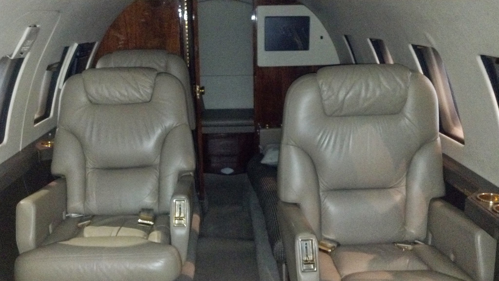 Jet Set Consulting, LLC