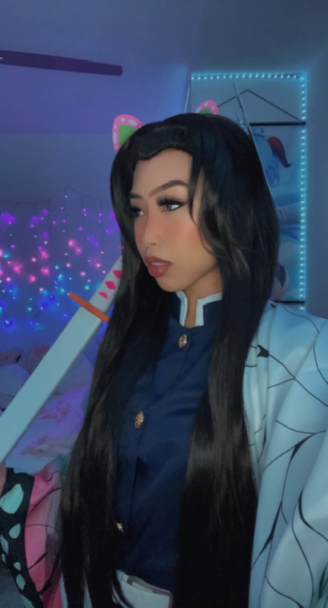 Tinayoshile Cosplay