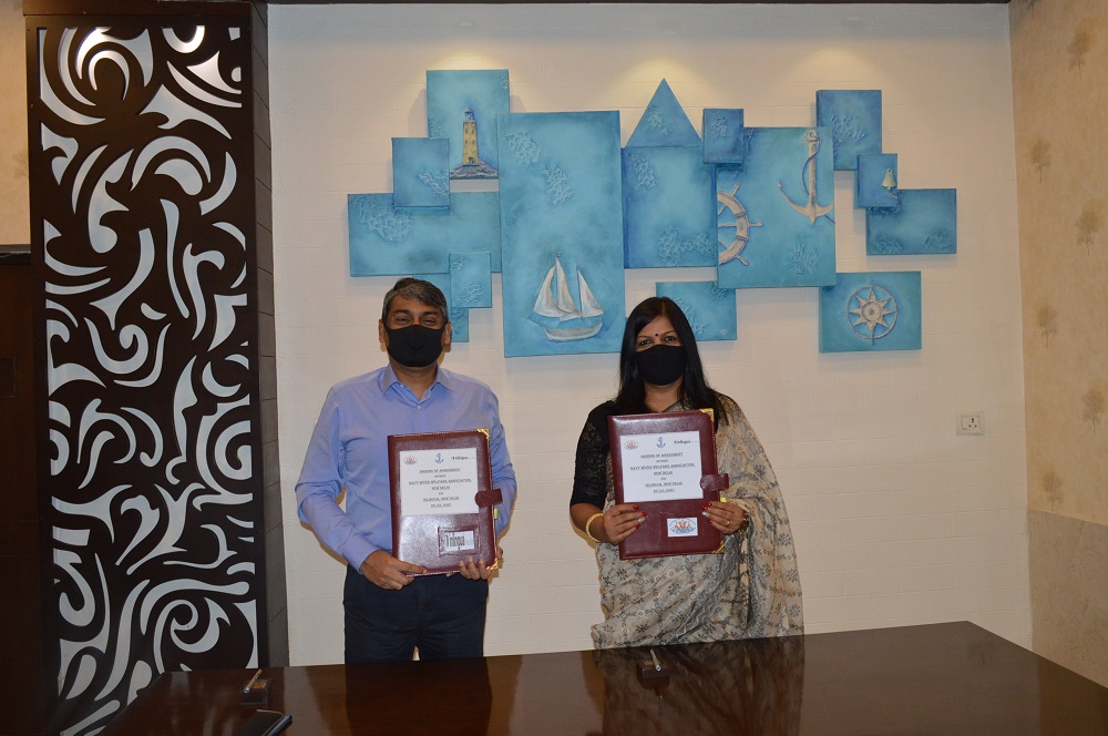Indian Navy - Mrs Geetha Ashok, President NWWA and Mr... | Facebook