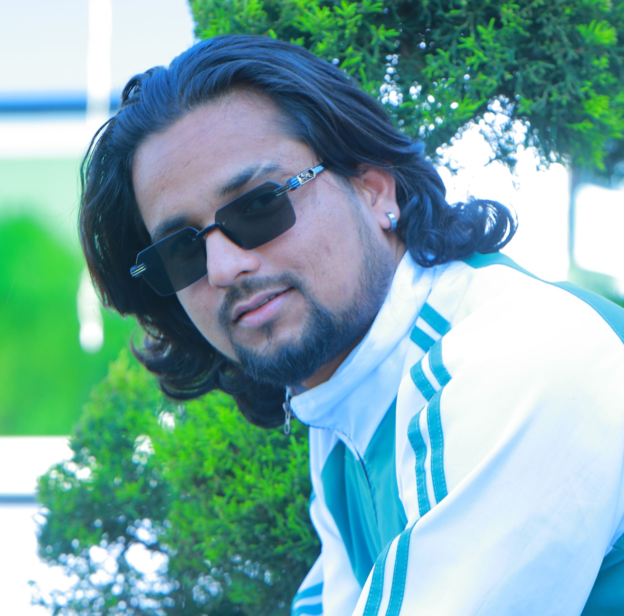 Singer Sundar