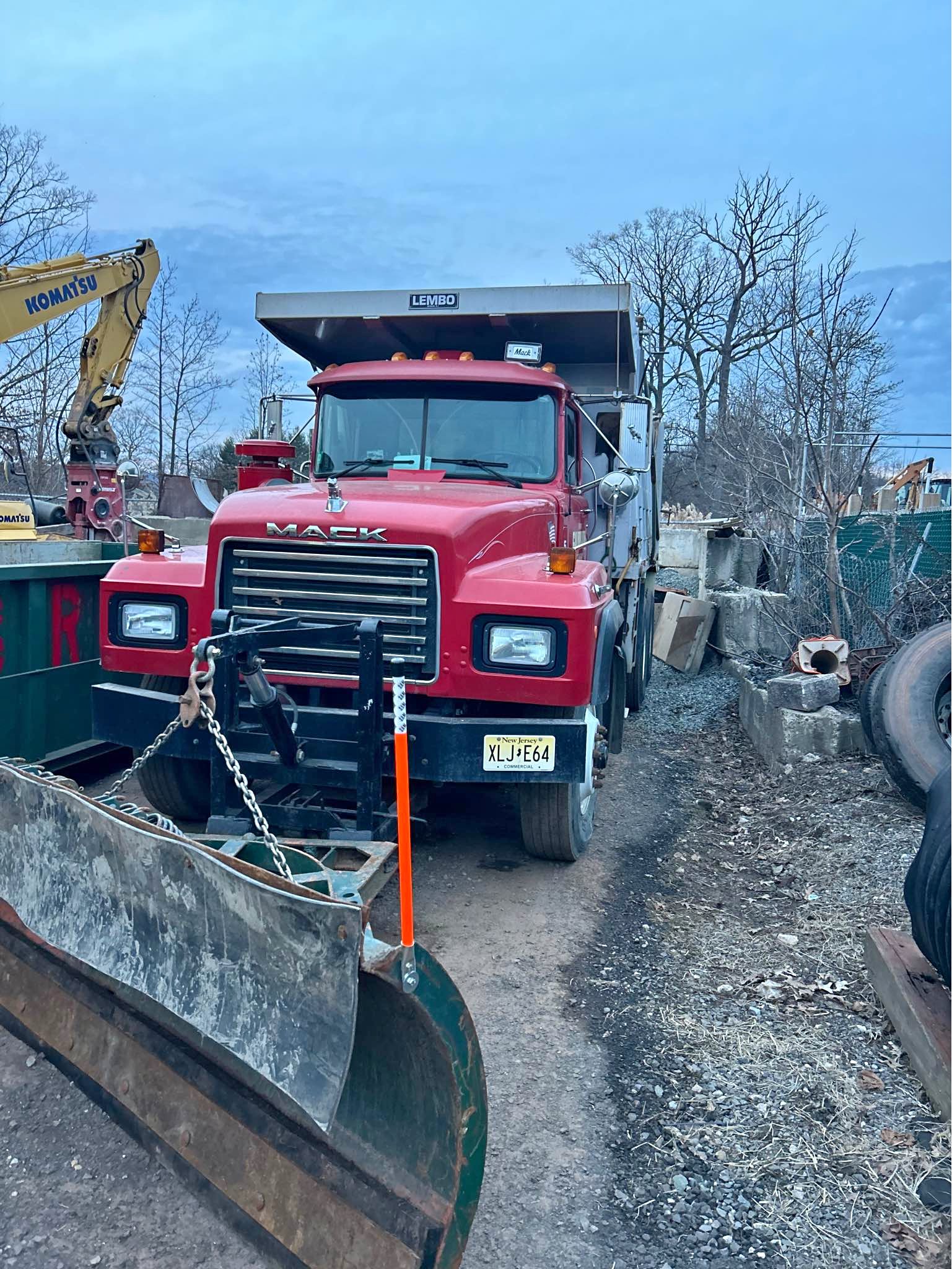 1998 MACK RD mack - Commercial Vehicles - Cromwell, Connecticut ...