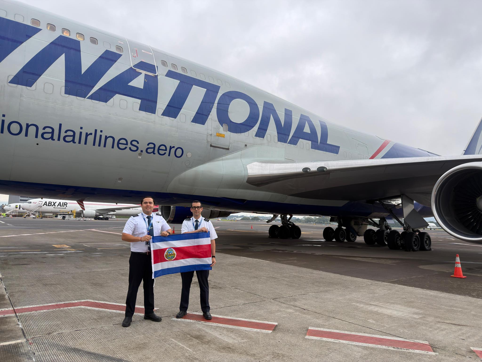 AeronáuTICA Tv - En vivo en minutos…. Hoy es un dia... | Facebook
