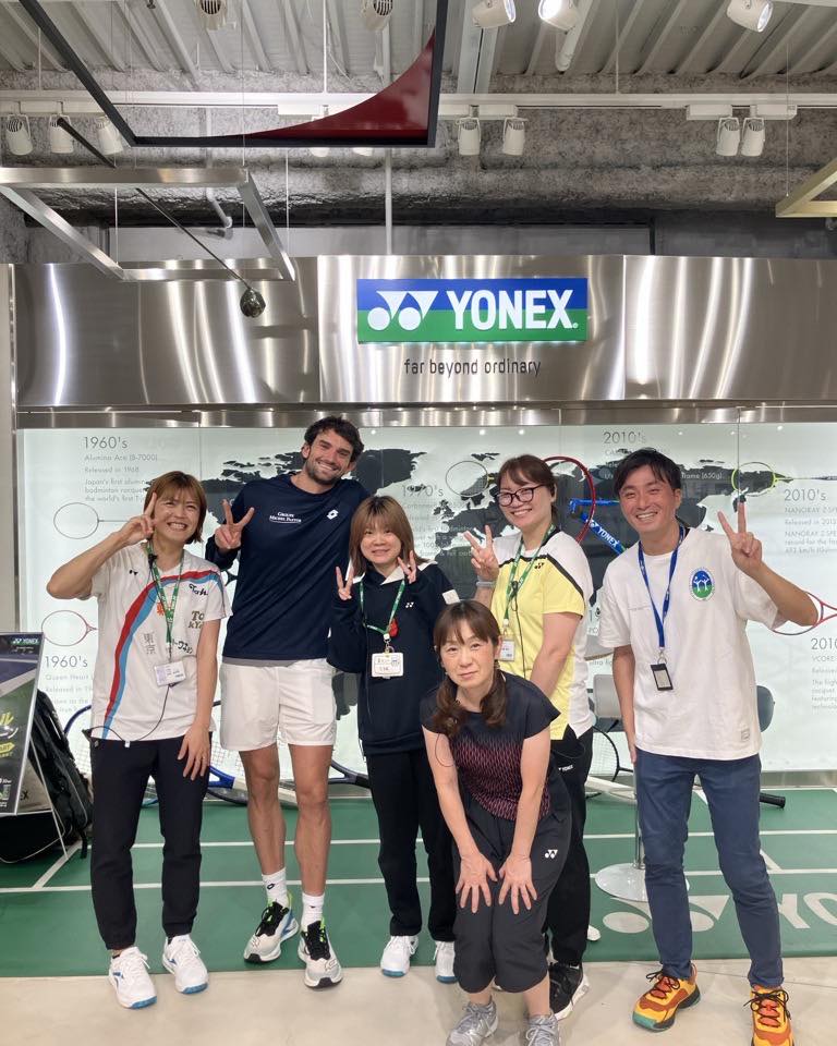 【大人気】 YONEX 接触涼感フードタオル 🌞数量限定フード付きタオル🎾』 今の暑い時期にピッタリなアイテムを
