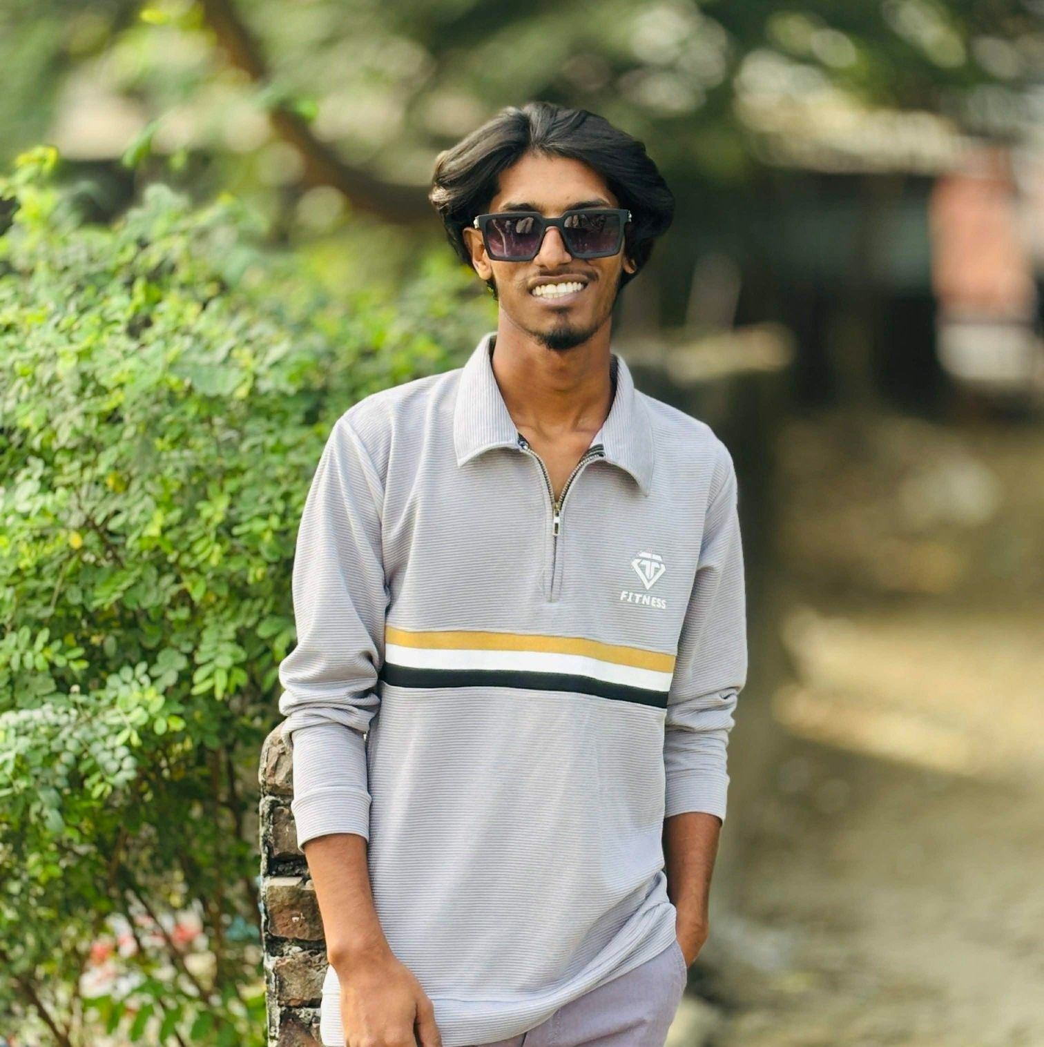R D X Maruf