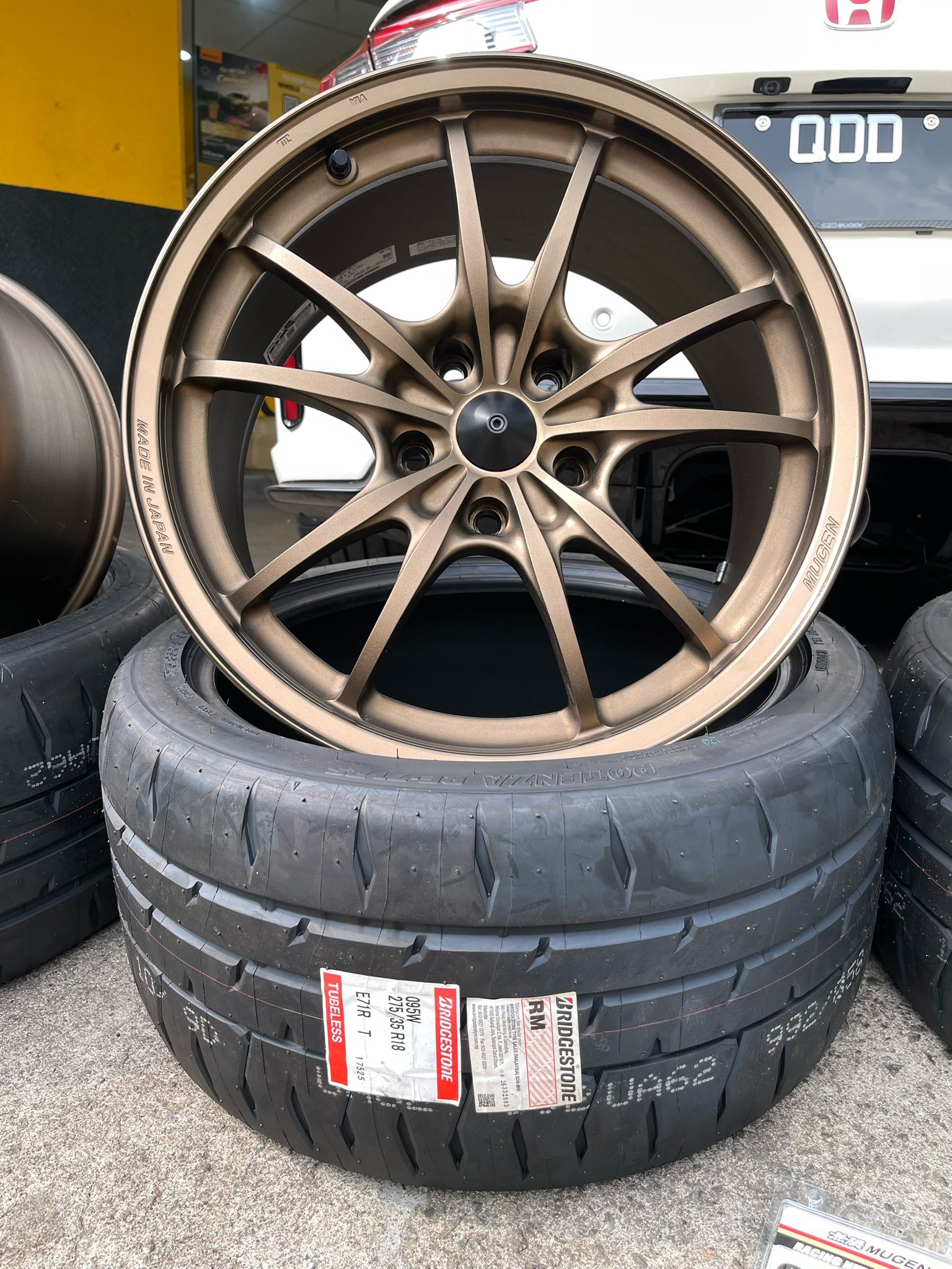 275/35/18 BRIDGESTONE POTENZA RE71RS YEAR 2025 . . 1pcs Rm1365 