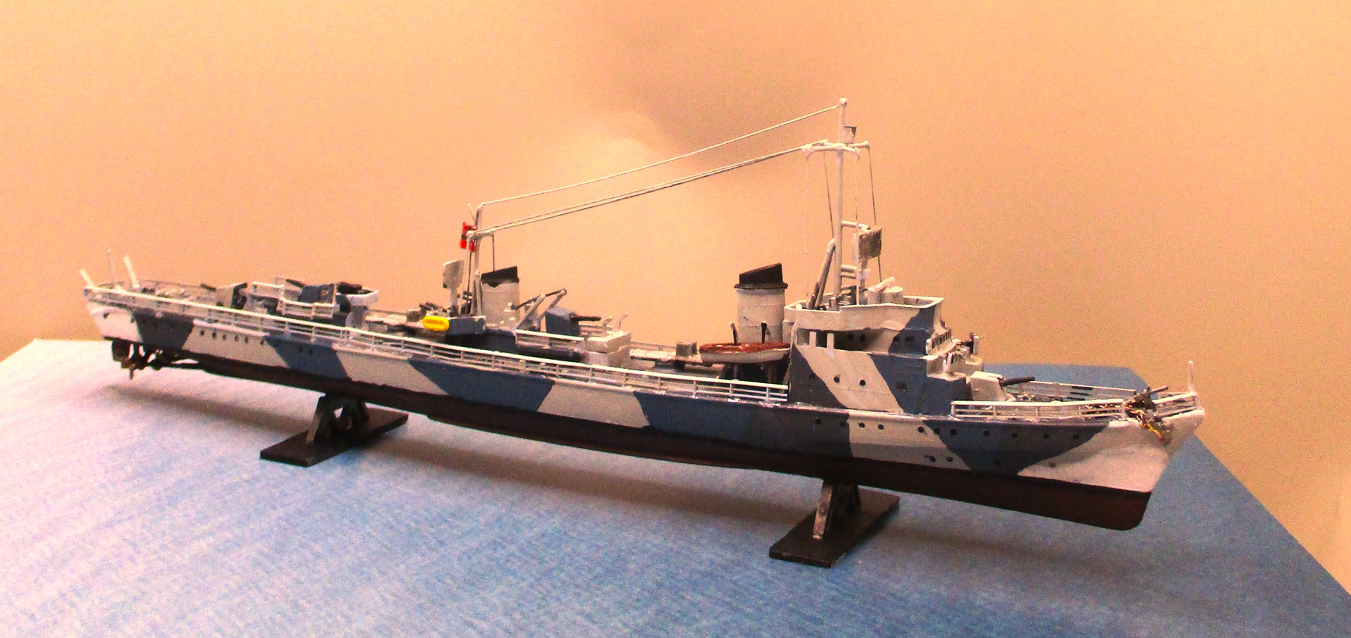 Heller Torpedoboot T23 – Maquette 1/400 – 117 Pièces – Niveau Intermédiaire